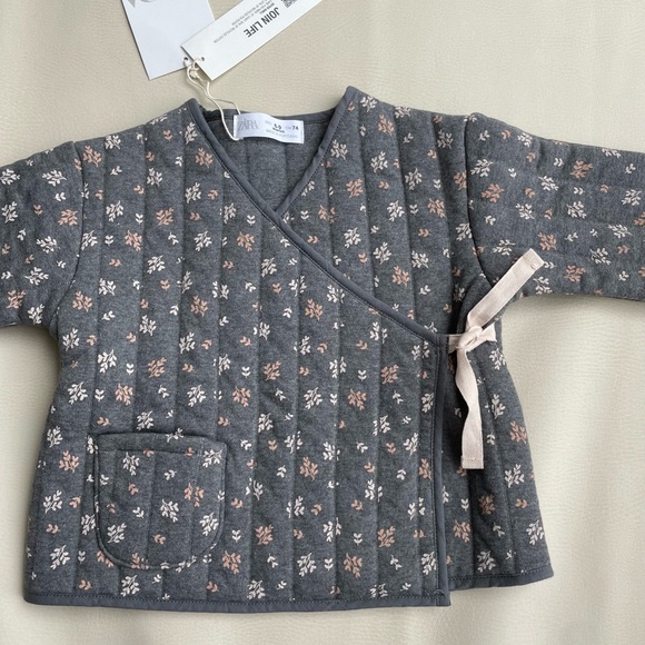 Zara Baby Wrap Jacket 3-6month & 6-9month - Picture 2 of 11